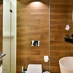 Апартамент Seaview Flat With Pool & Parking Варна