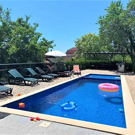Seaview Flat With Pool & Parking Apartment Varna
